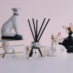 English Pear & Freesia Reed Diffuser